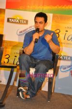 Aamir Khan meet Tata Tea-3 Idiots contest winners in J W Marriott, Juhu, Mumbai on 12th Jan 2010 (3).JPG